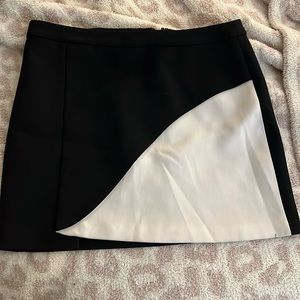 BCBG Black and white skirt